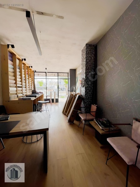 Aspendos Bulvarı Cadde Üzeri Satılık Köşe Dükkan 40 M2 — fotoğraf 3