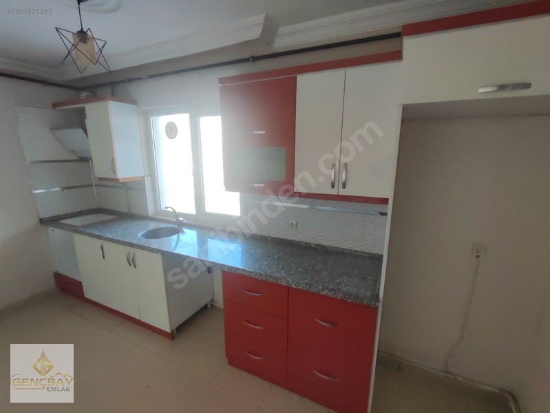 Gençbay Emlak'tan Canik Uludağ Mah'de 2+1 Masrafsız Fırsat Daire — fotoğraf 2