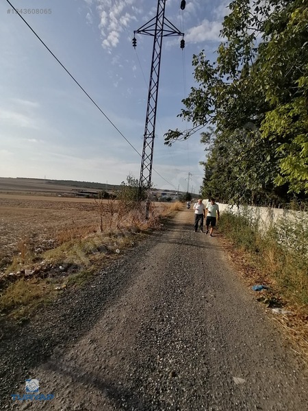 Silivri Çeltik'te 7850 M2 Tamamı Anlaşmalı Satılık Tarla — fotoğraf 4