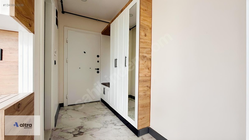 Altradan Üniversite Hastanesi Civarında 1+1 Kiralık Daire — fotoğraf 3