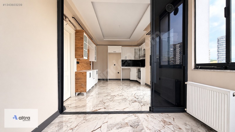 Altradan Üniversite Hastanesi Civarında 1+1 Kiralık Daire — fotoğraf 8