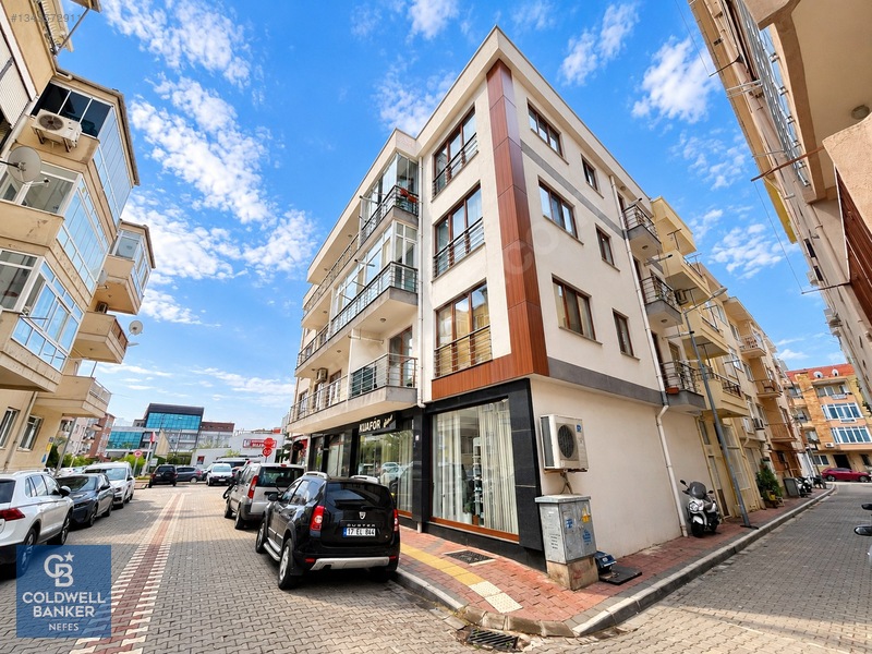 Çanakkale Kordonda Denize Birkaç Adım Mesafede Satılık 1+1 Daire — fotoğraf 6