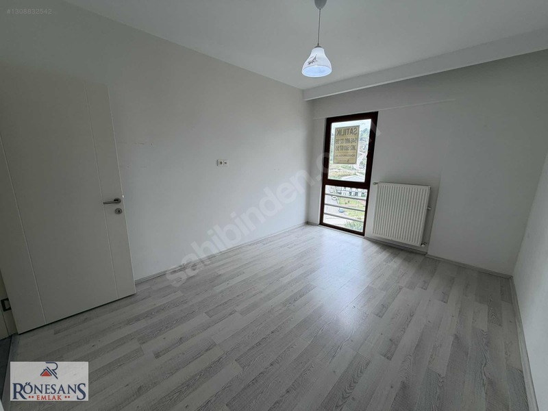 Rönesans Emlak'tan Güvenlikli Site İçinde Ulaşıma Yakın 1+1 — fotoğraf 28