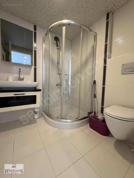 Rönesans Emlak'tan Güvenlikli Site İçinde Ulaşıma Yakın 1+1 — fotoğraf 30
