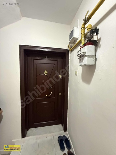 Bornova Kızılay Mahallesi 2+1 Doğalgazlı Eşyalı Kiralık Daire — fotoğraf 10