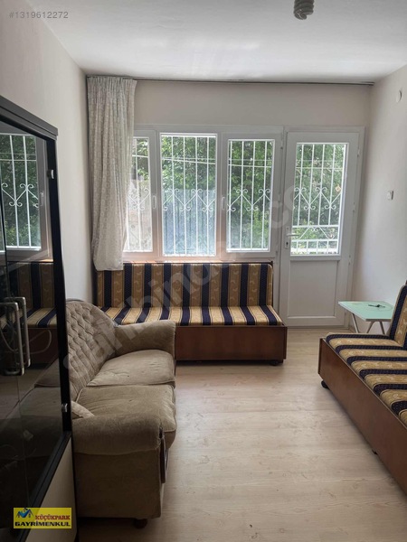 Bornova Kızılay Mahallesi 2+1 Doğalgazlı Eşyalı Kiralık Daire — fotoğraf 25