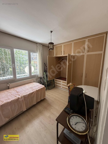 Bornova Kızılay Mahallesi 2+1 Doğalgazlı Eşyalı Kiralık Daire — fotoğraf 33