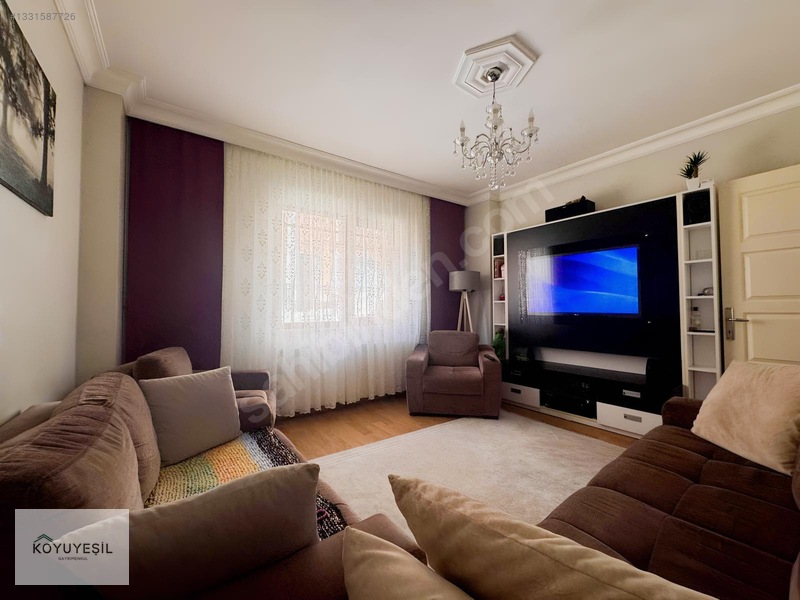 Sultan Selim Mahallesinde Caddeye Yakın 2+1 Büyük Daire İskanlı — fotoğraf 8