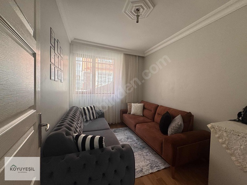 Sultan Selim Mahallesinde Caddeye Yakın 2+1 Büyük Daire İskanlı — fotoğraf 11