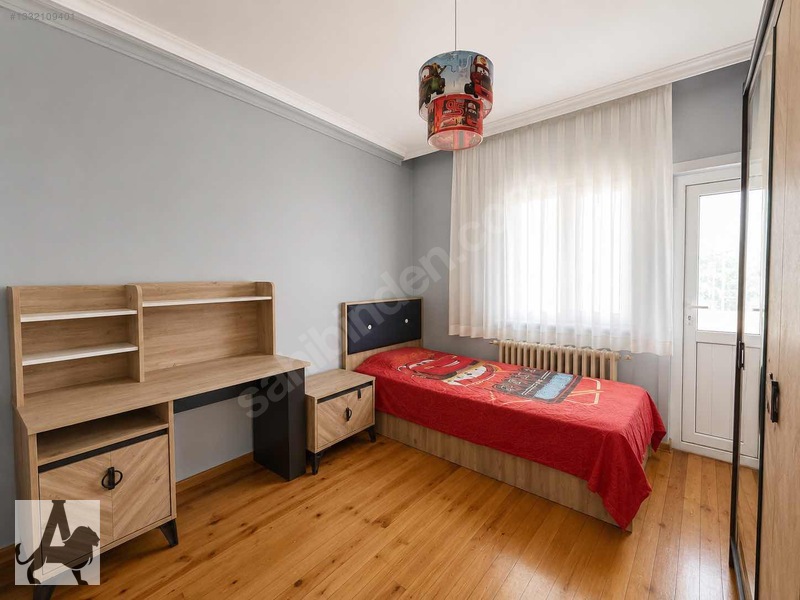 Batıkentin Gözde Konumunda Bahçeli 3+2 Satılık Tripleks Villa — fotoğraf 14