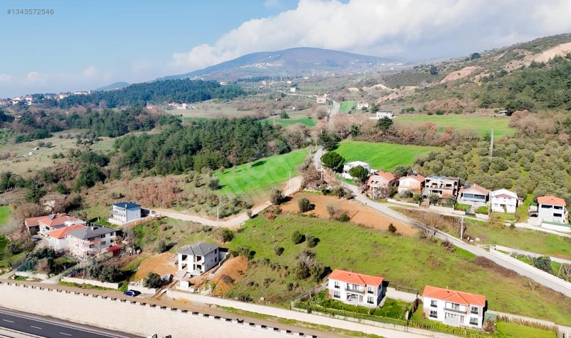 Gelişen Bölgede 387 M² Resmi Yolu Altyapısı Hazır Manzaralı Arsa