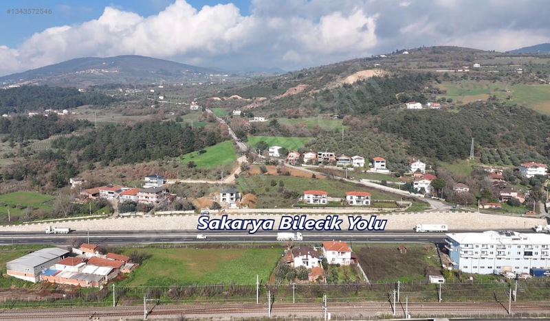 Gelişen Bölgede 387 M² Resmi Yolu Altyapısı Hazır Manzaralı Arsa — fotoğraf 8