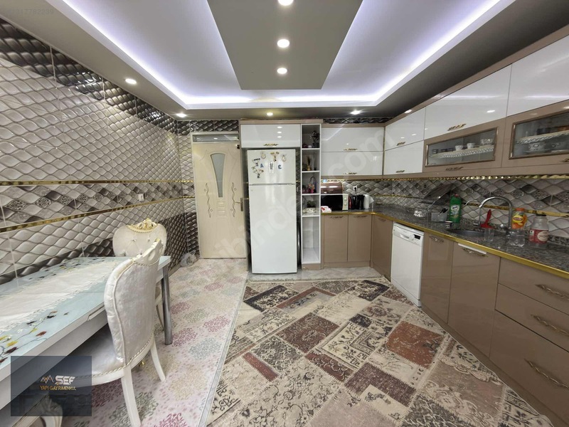 Şeften Perilikayada 3 Katlıçok Geniş Yapı Kayıtlı 4+1 — fotoğraf 9