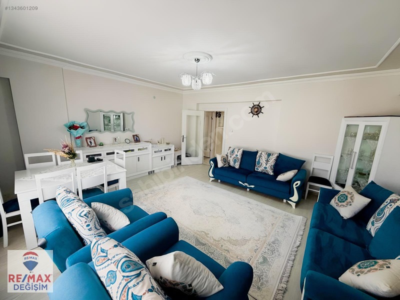 Re/max Değişim'den Rızaiye'de 5+1 Geniş Teraslı Dublex Daire — fotoğraf 10