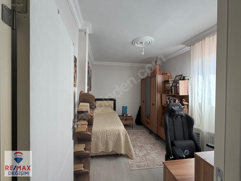 Re/max Değişim'den Rızaiye'de 5+1 Geniş Teraslı Dublex Daire — fotoğraf 21