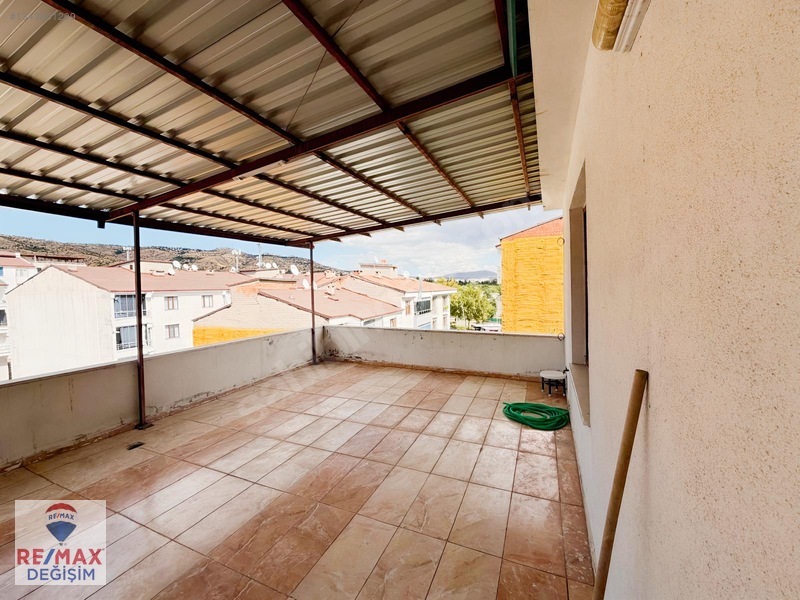 Re/max Değişim'den Rızaiye'de 5+1 Geniş Teraslı Dublex Daire — fotoğraf 24
