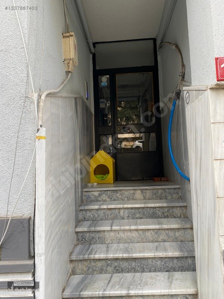 Acıbadem Metro Ya 200 Metre Yüksek Giriş — fotoğraf 8