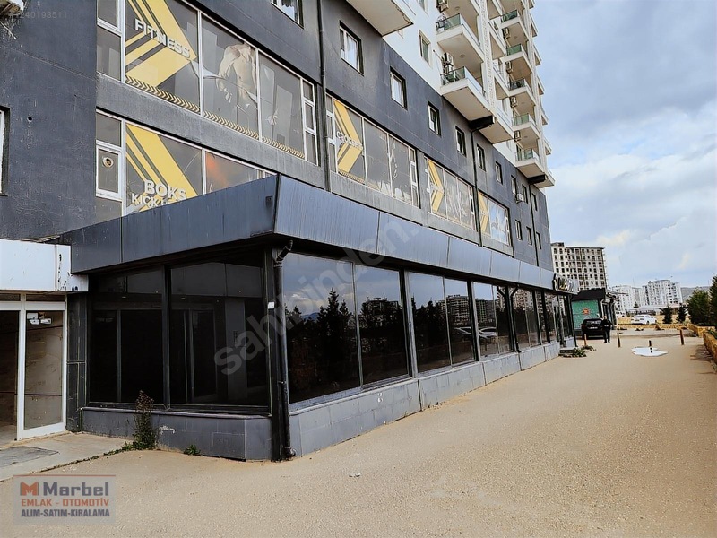 Marbel Emlaktan Elbey Sitede Acil Satılık 1+1 Eşyalı — fotoğraf 9