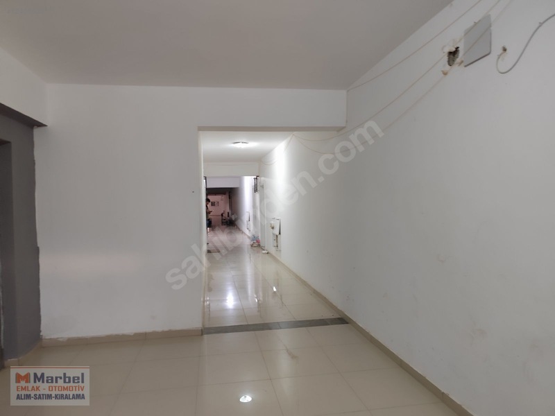 Marbel Emlaktan Elbey Sitede Acil Satılık 1+1 Eşyalı — fotoğraf 13