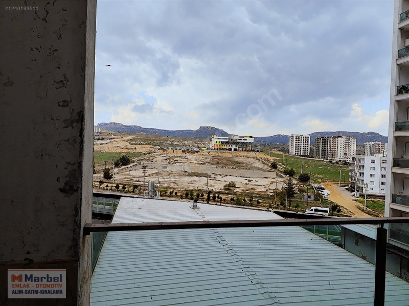 Marbel Emlaktan Elbey Sitede Acil Satılık 1+1 Eşyalı — fotoğraf 19