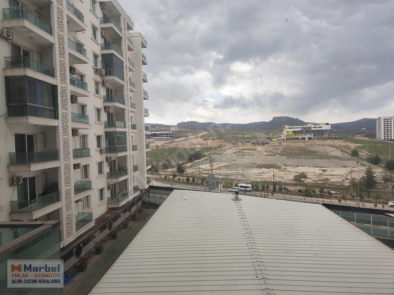 Marbel Emlaktan Elbey Sitede Acil Satılık 1+1 Eşyalı — fotoğraf 23