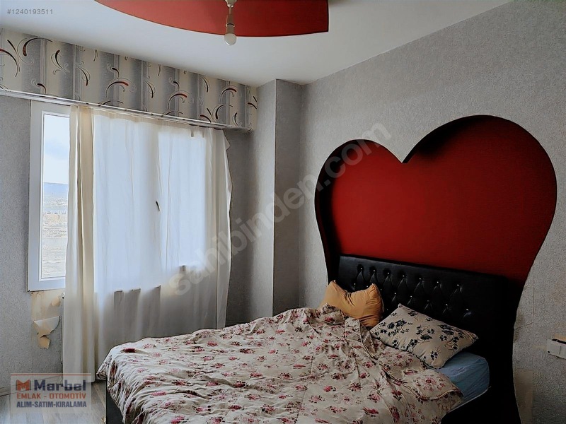 Marbel Emlaktan Elbey Sitede Acil Satılık 1+1 Eşyalı — fotoğraf 25