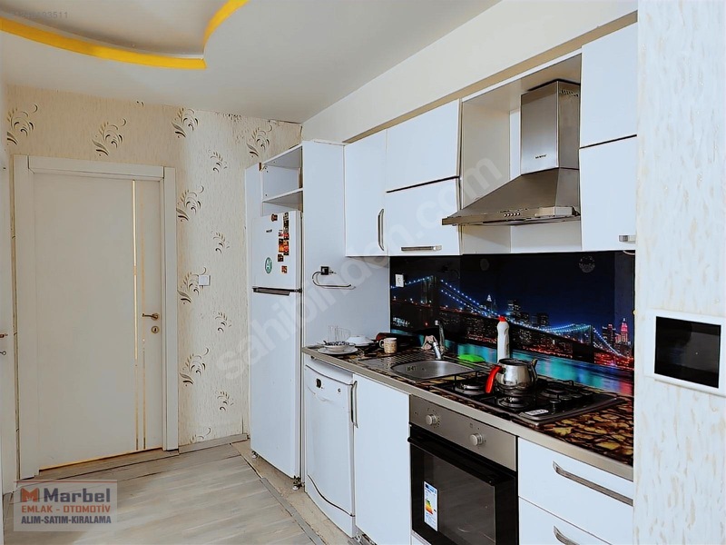 Marbel Emlaktan Elbey Sitede Acil Satılık 1+1 Eşyalı — fotoğraf 27
