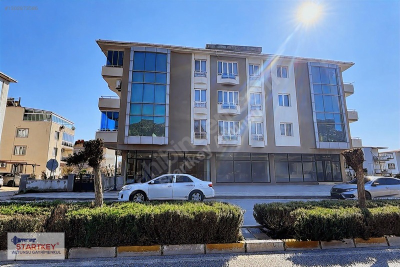 Bayındır Menderes Bulvarı'nda Kurumsal Kiracılı Satılık Dükkan — fotoğraf 3