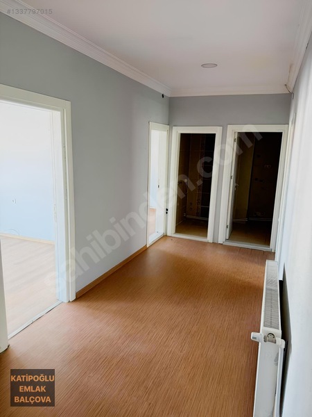 Eğitim Mahallesinde 100m2 2+1 Otoparklı Kiralık Daire... — fotoğraf 3