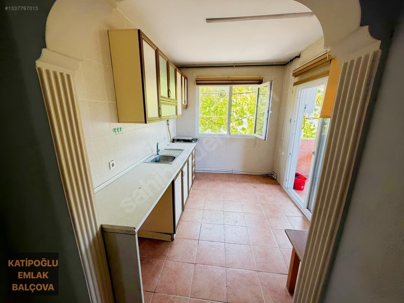 Eğitim Mahallesinde 100m2 2+1 Otoparklı Kiralık Daire... — fotoğraf 4