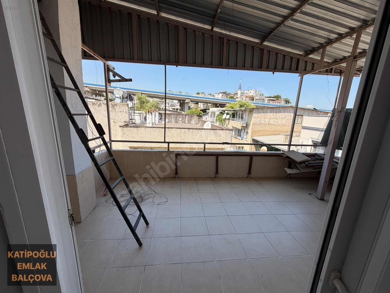 Eğitim Mahallesinde 100m2 2+1 Otoparklı Kiralık Daire... — fotoğraf 8
