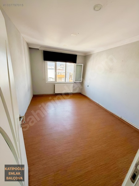 Eğitim Mahallesinde 100m2 2+1 Otoparklı Kiralık Daire... — fotoğraf 10