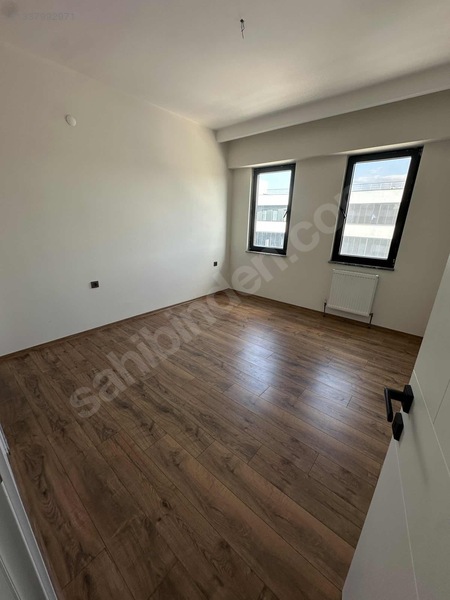 Uzay Tuzcu Sitesinde Kiralık 3+1 Lüks Daire — fotoğraf 10
