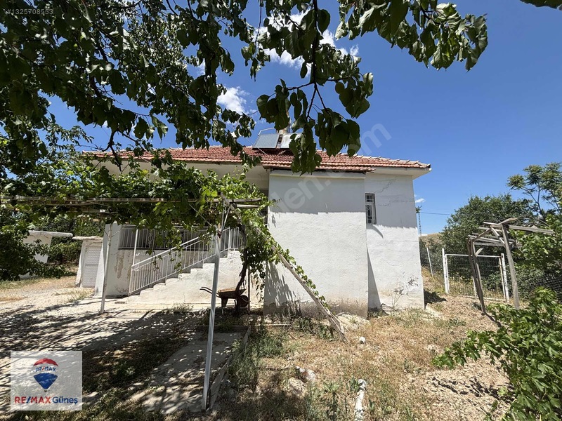 Hekimhan Girişinde Ana Yola Sıfır 26 Dönüm Satılık Ev Ve Bahçe ! — fotoğraf 11