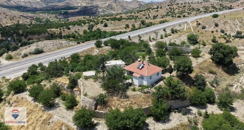 Hekimhan Girişinde Ana Yola Sıfır 26 Dönüm Satılık Ev Ve Bahçe ! — fotoğraf 30