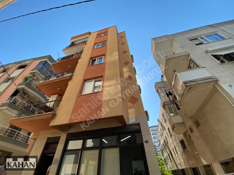Kahandan Bayraklı Soğukkuyuda Satılık İş Yeri — fotoğraf 2