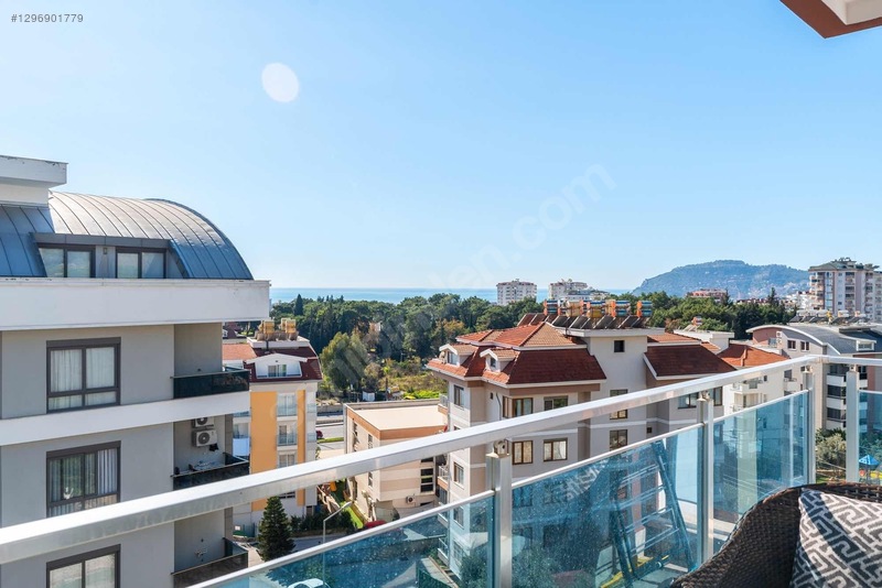 Alanya'Da Deniz Manzaralı Satılık 1+1 Daire Lux Site İçerisinde