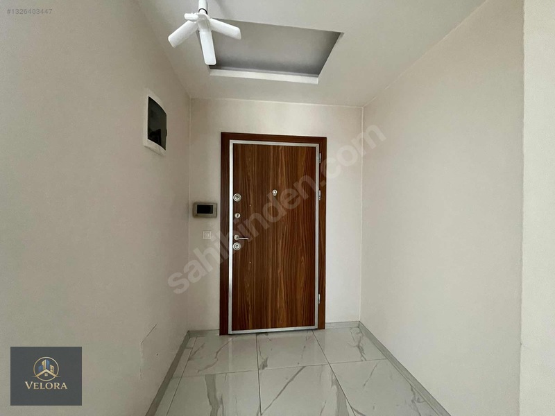 Bayraklı Çiçek Mahallesi'nde 2+1 Acık Mutfak Kiralık Daire — fotoğraf 13