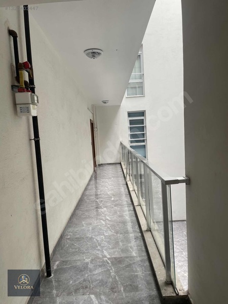 Bayraklı Çiçek Mahallesi'nde 2+1 Acık Mutfak Kiralık Daire — fotoğraf 14