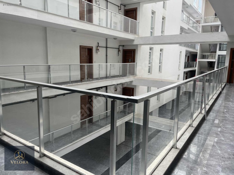 Bayraklı Çiçek Mahallesi'nde 2+1 Acık Mutfak Kiralık Daire — fotoğraf 16