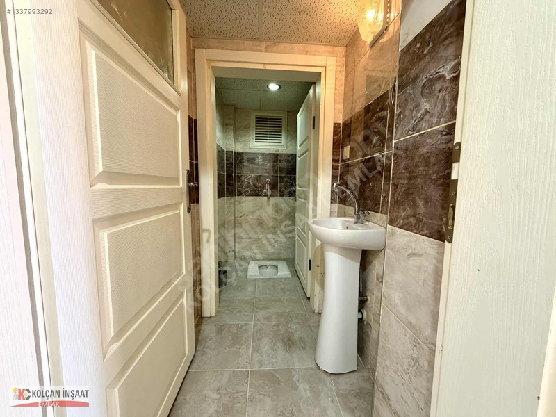 Kolçan Emlak'tan Caddeye Yakın 2+1 Satılık Daire — fotoğraf 13