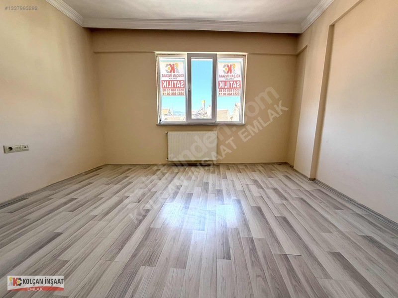 Kolçan Emlak'tan Caddeye Yakın 2+1 Satılık Daire — fotoğraf 17