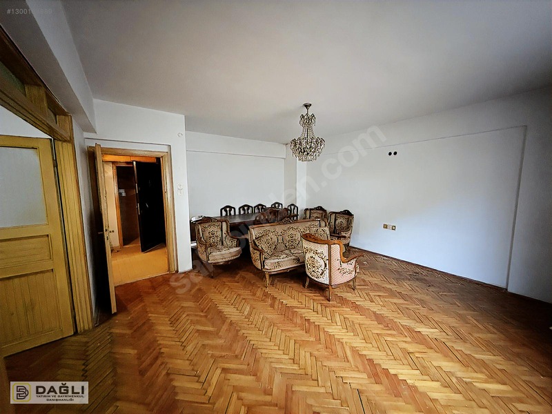 Dağlı Yatırımdan Şehir Merkezinde Satılık Daire — fotoğraf 8