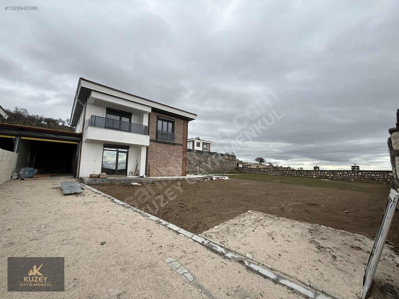 Kuzey Emlaktan Gülmezde Eşsiz Manzaralı Satılık 230 M2 Lüx Villa — fotoğraf 3