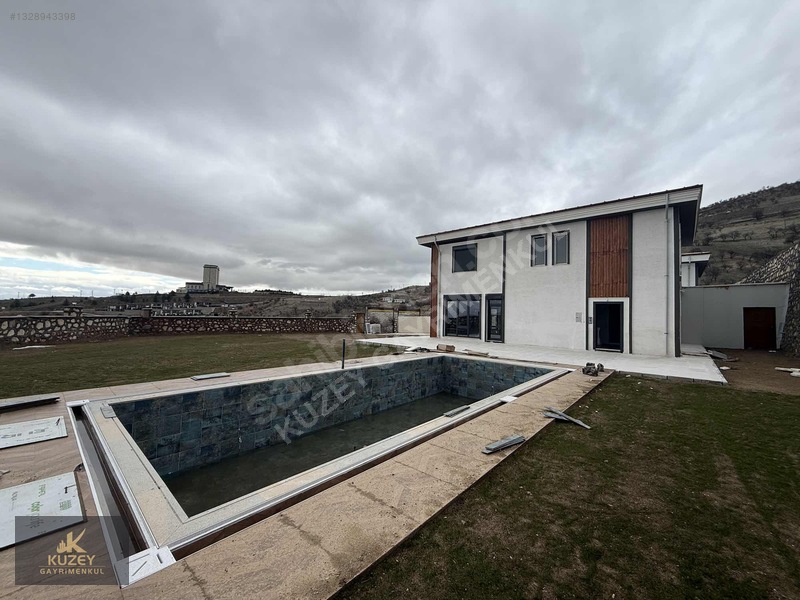 Kuzey Emlaktan Gülmezde Eşsiz Manzaralı Satılık 230 M2 Lüx Villa — fotoğraf 5