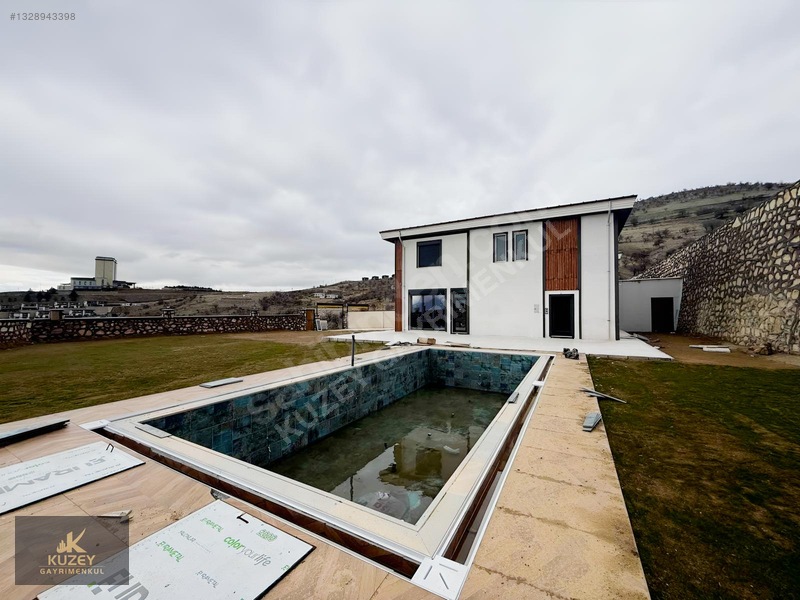Kuzey Emlaktan Gülmezde Eşsiz Manzaralı Satılık 230 M2 Lüx Villa — fotoğraf 7