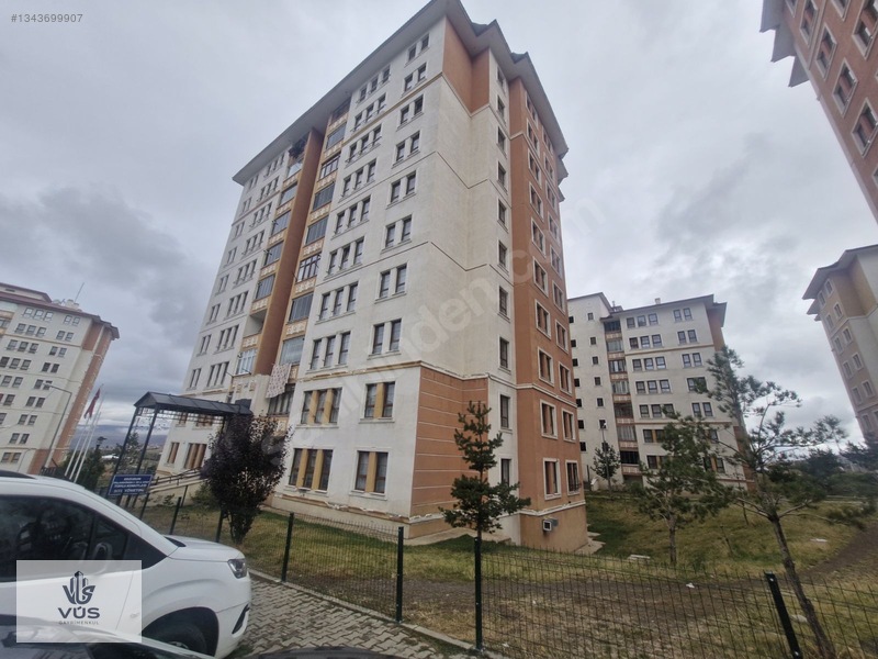 Vüs Gayrimenkul'den Emniyet Toki'de Kiralık 3+1daire — fotoğraf 2