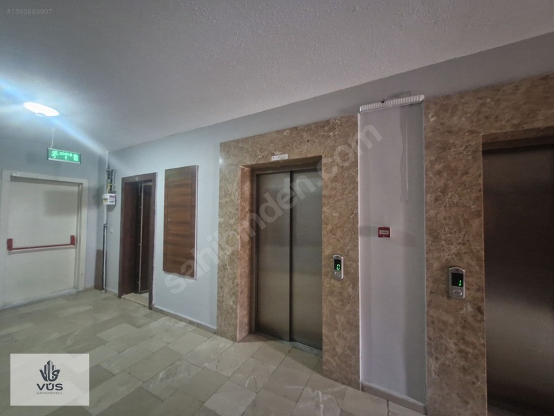 Vüs Gayrimenkul'den Emniyet Toki'de Kiralık 3+1daire — fotoğraf 3