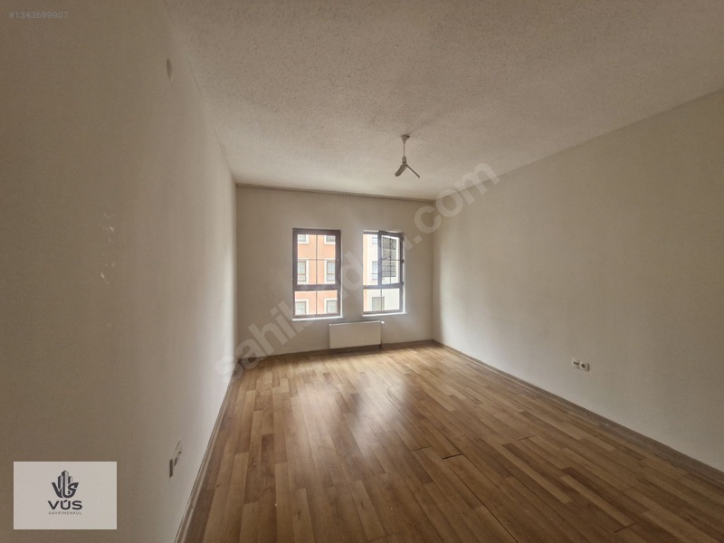 Vüs Gayrimenkul'den Emniyet Toki'de Kiralık 3+1daire — fotoğraf 18