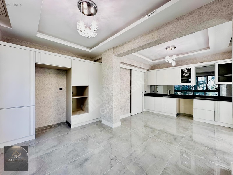 Akkentin Göbeğinde Site İçerisinde Ara Kat Lüks 2,5+1 Daireler — fotoğraf 5